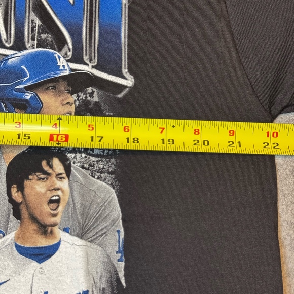 NWOT Shohei Ohtani Graphic T Shirt Size large LA Dodgers - Picture 3 of 5